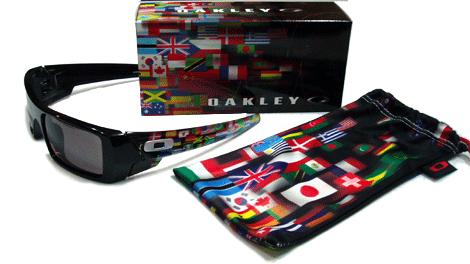 OAKLEYI[N[胂f