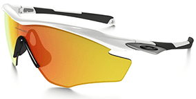 OAKLEYシールドタイプのサングラスM2フレーム